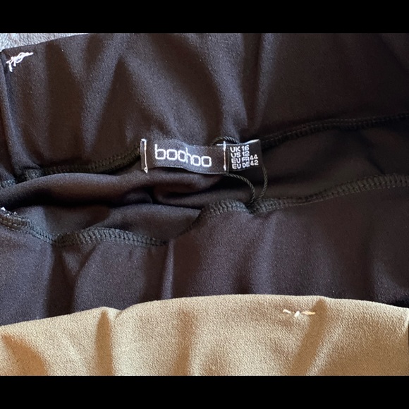 Mini skirt - Picture 3 of 3